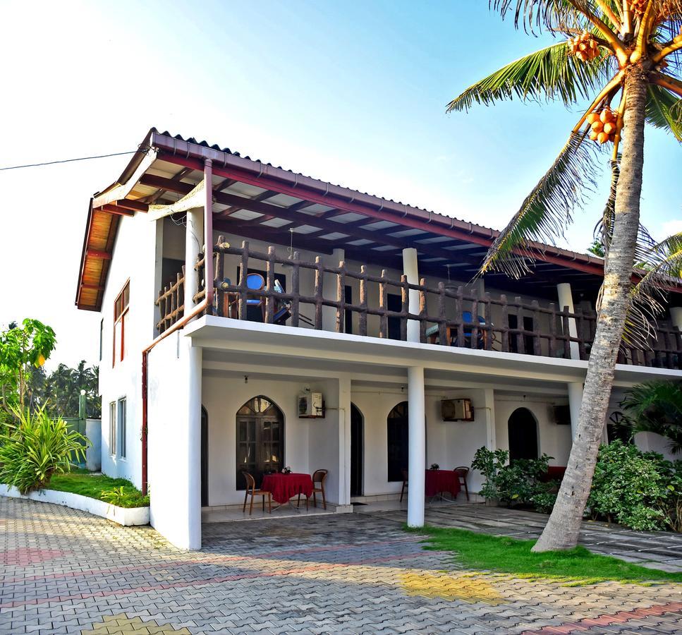 Deutsch Lanka Hotel Telwatta エクステリア 写真