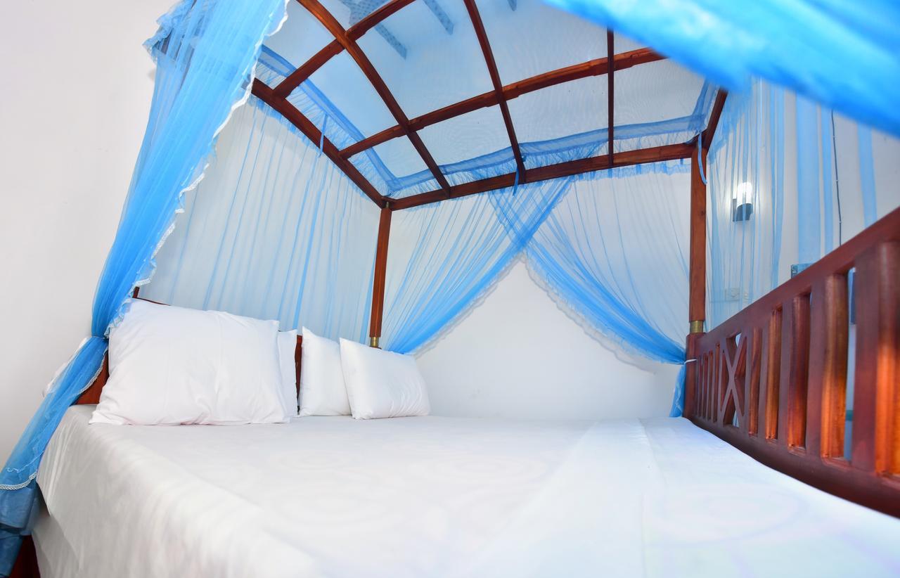Deutsch Lanka Hotel Telwatta エクステリア 写真