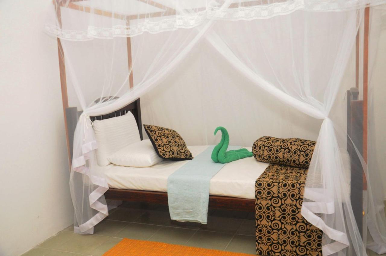 Deutsch Lanka Hotel Telwatta エクステリア 写真