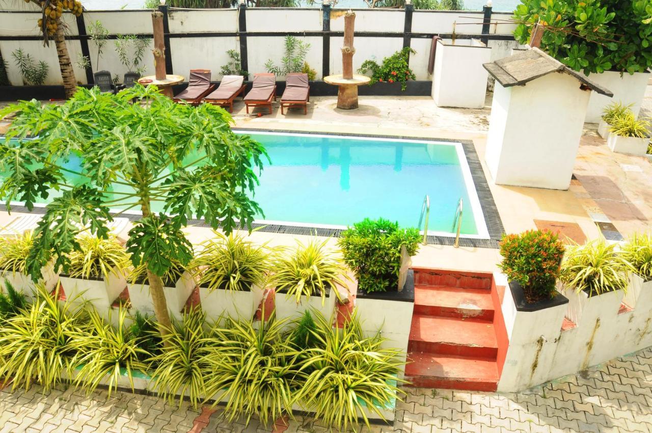 Deutsch Lanka Hotel Telwatta エクステリア 写真