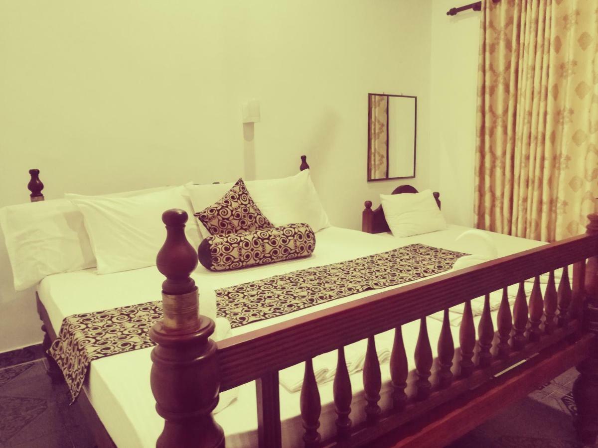 Deutsch Lanka Hotel Telwatta エクステリア 写真